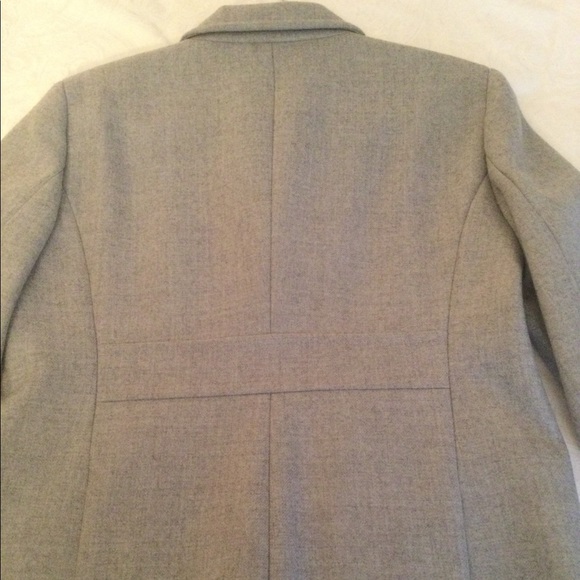 NWOT J. Crew wool grey two button blazer. Size 14. - Picture 4 of 6
